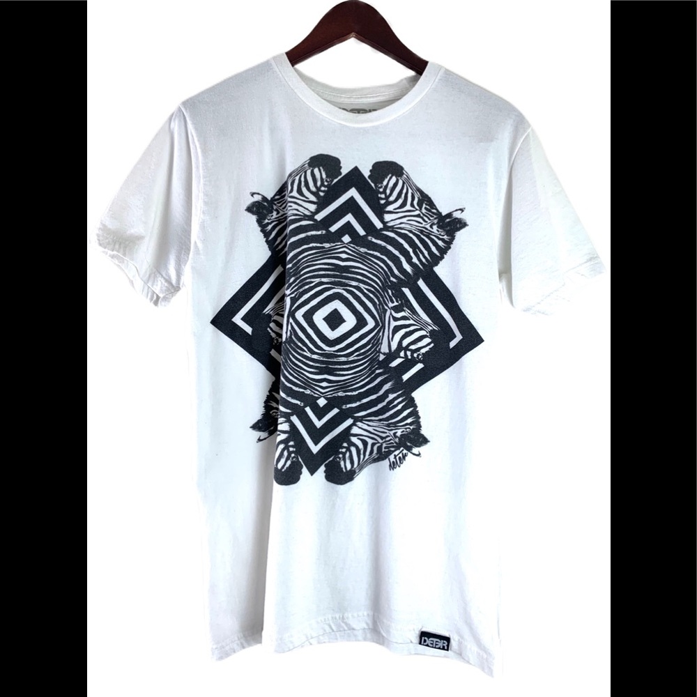 Deter Zebras Tee L